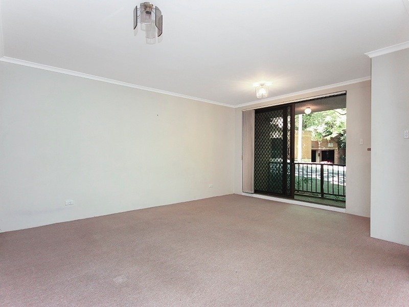 19/4 Goodlet Street, Surry Hills NSW 2010