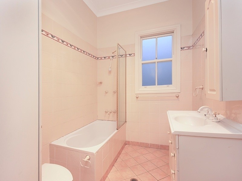 16 Hubert Street, Leichhardt NSW 2040