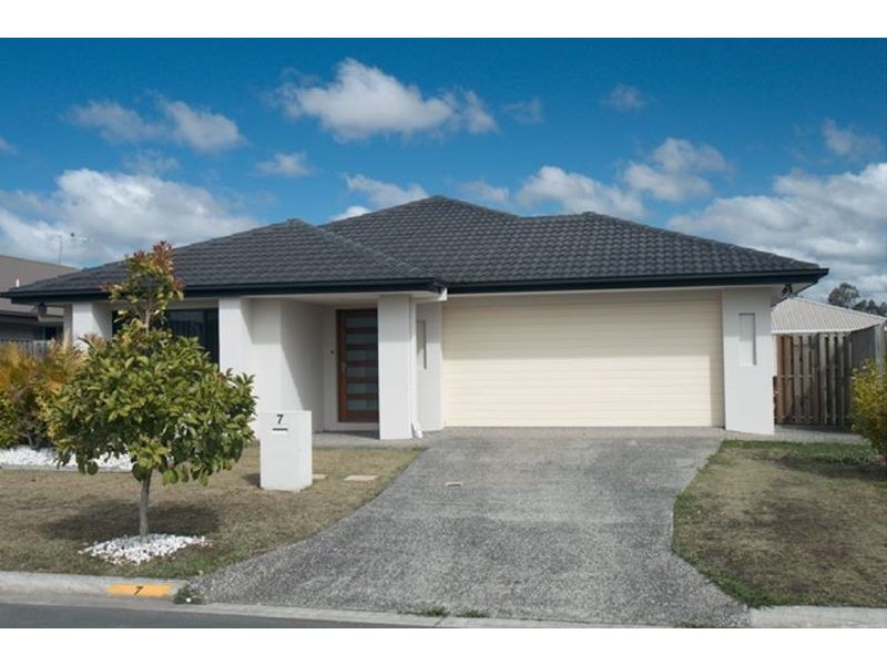7 Kingair Road, Upper Coomera QLD 4209