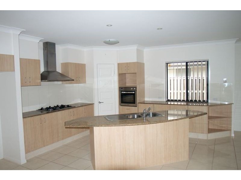 7 Kingair Road, Upper Coomera QLD 4209