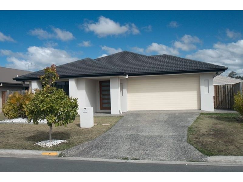 7 Kingair Road, Upper Coomera QLD 4209