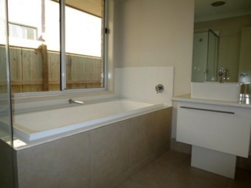 15 Lilly Pilly Drive, Coomera QLD 4209