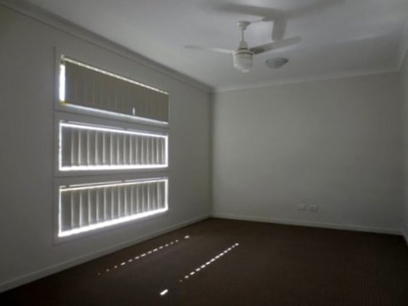 6 Custodian Crescent, Ormeau QLD 4208