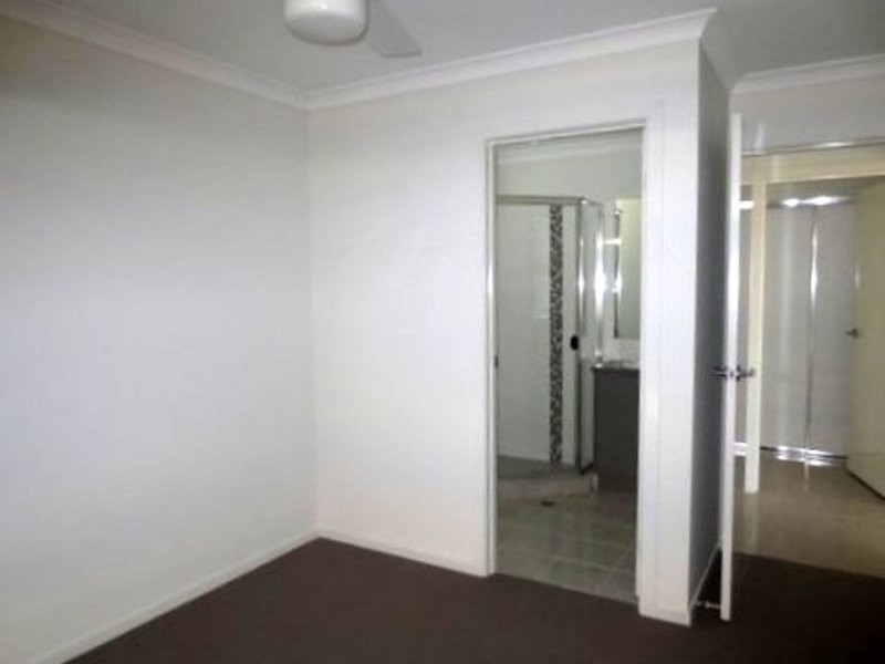 6 Custodian Crescent, Ormeau QLD 4208