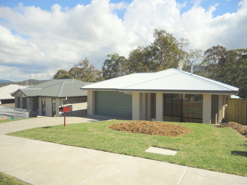 11 Wildflower Circuit, Upper Coomera QLD 4209