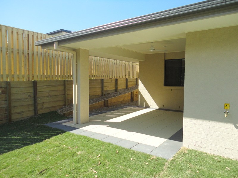 11 Wildflower Circuit, Upper Coomera QLD 4209