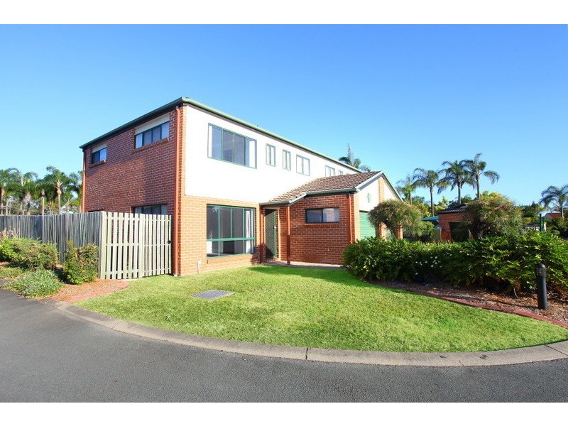 21/1 Koala Town Road, Upper Coomera QLD 4209