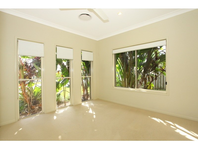 6 Picnic Creek Drive, Coomera QLD 4209