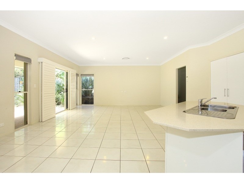 6 Picnic Creek Drive, Coomera QLD 4209
