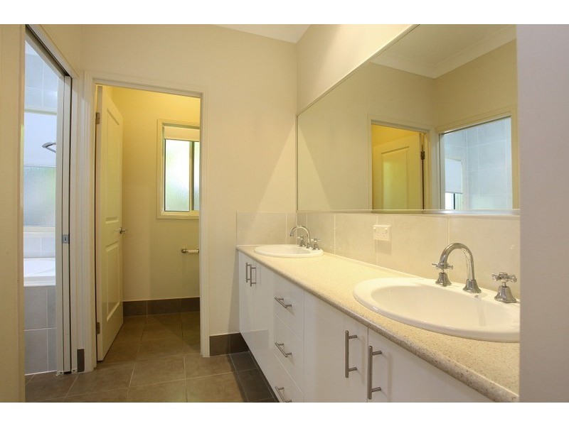 6 Picnic Creek Drive, Coomera QLD 4209