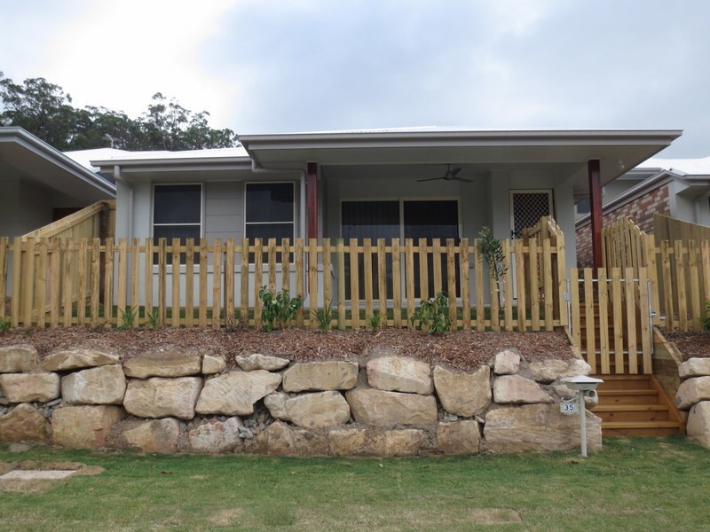 35 Damien Leeding Way, Upper Coomera QLD 4209