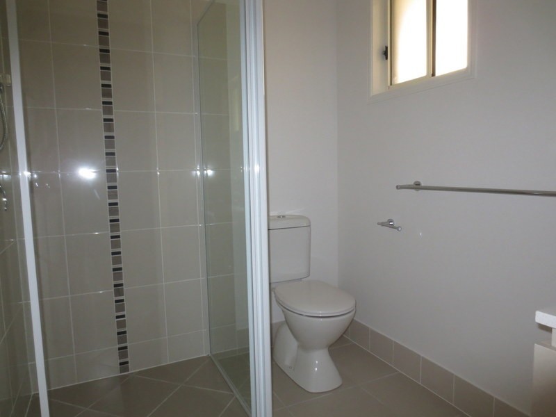 35 Damien Leeding Way, Upper Coomera QLD 4209