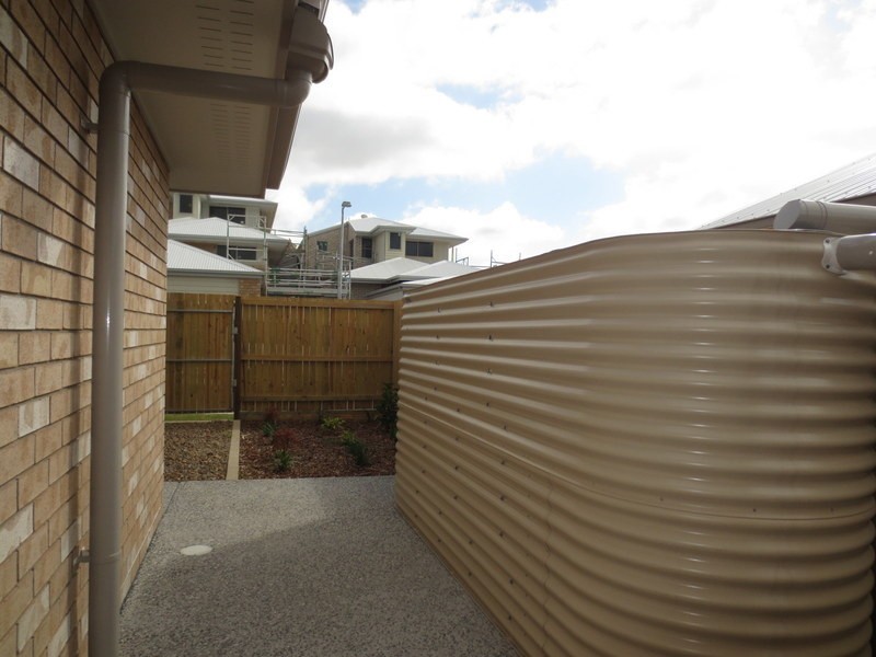 35 Damien Leeding Way, Upper Coomera QLD 4209