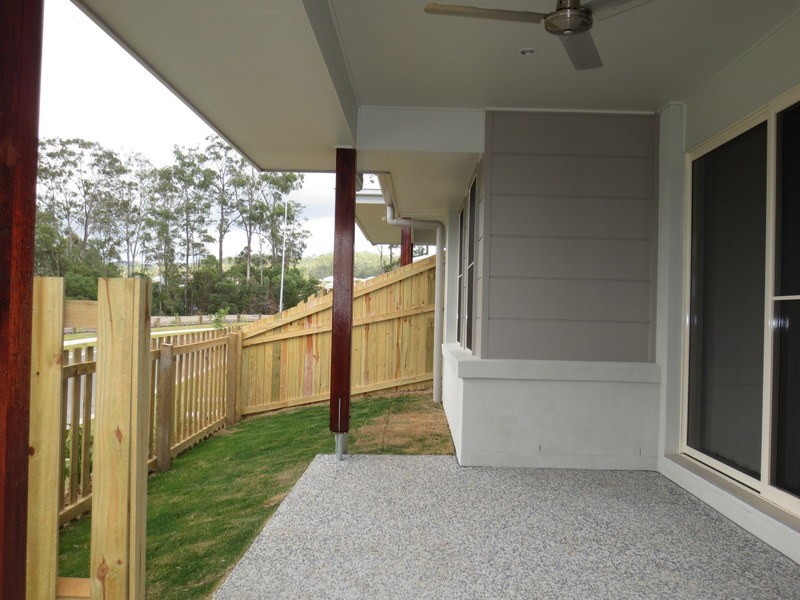 35 Damien Leeding Way, Upper Coomera QLD 4209