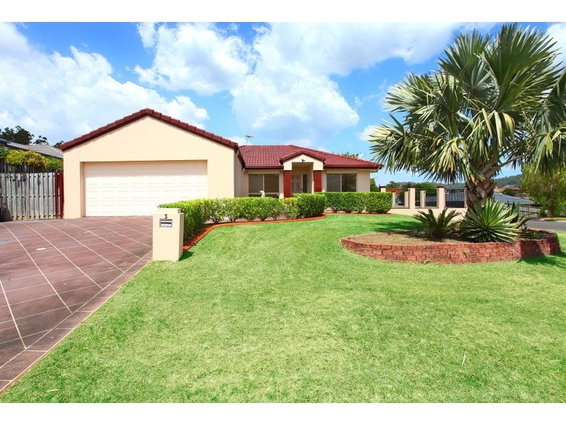 3 Laysan Crescent, Oxenford QLD 4210