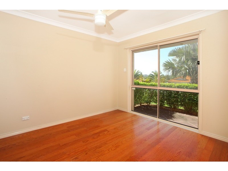 3 Laysan Crescent, Oxenford QLD 4210