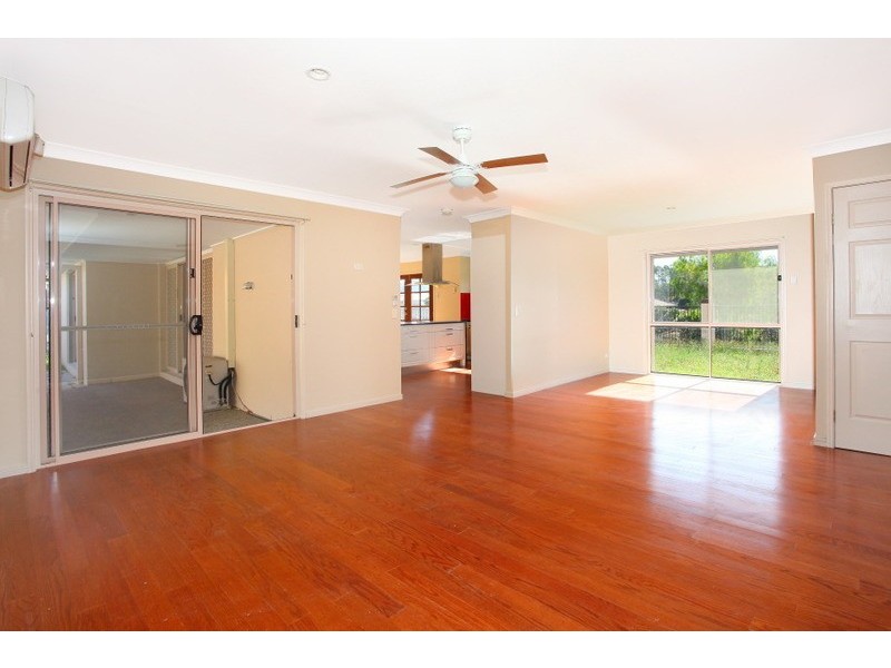 3 Laysan Crescent, Oxenford QLD 4210