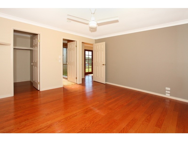 3 Laysan Crescent, Oxenford QLD 4210