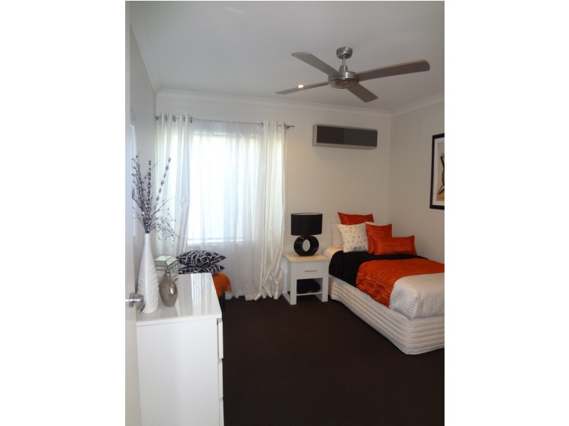 18 Hans Street, Upper Coomera QLD 4209