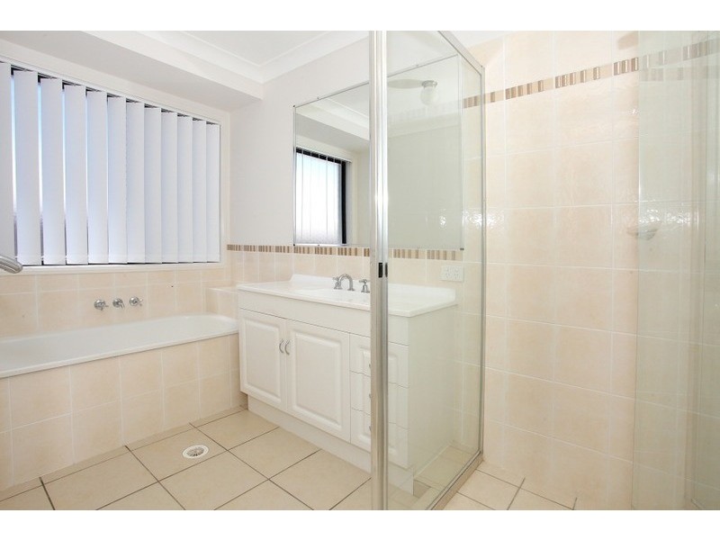 28 Barrington Street, Upper Coomera QLD 4209