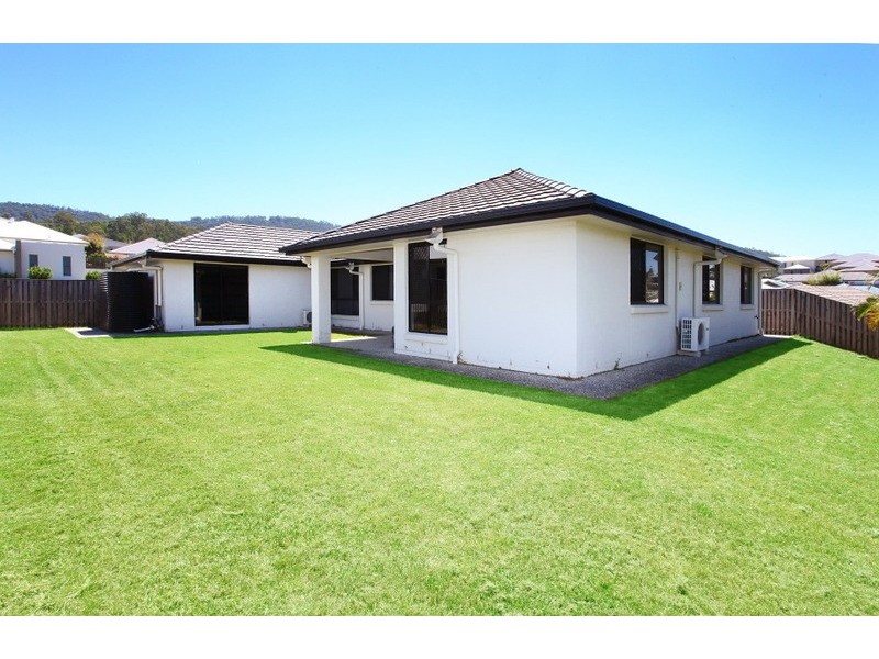 28 Barrington Street, Upper Coomera QLD 4209