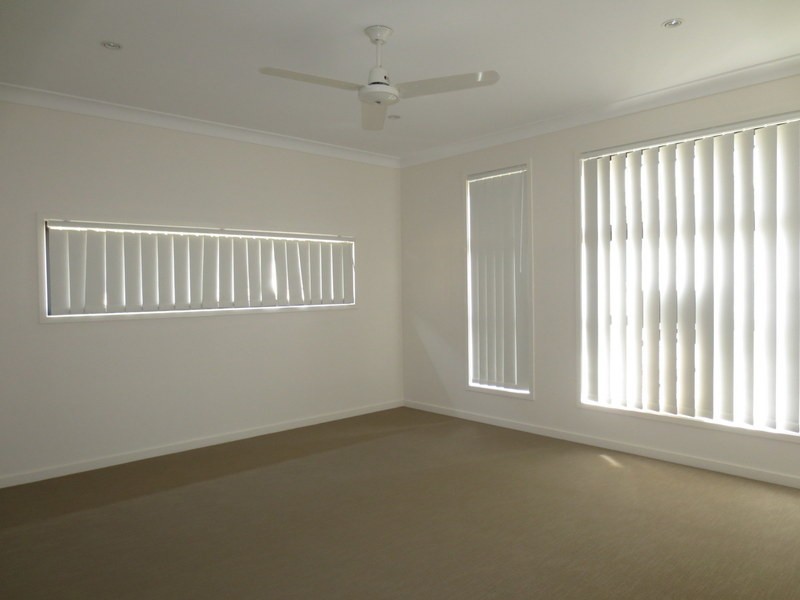 4 Oscar Close., Ormeau QLD 4208