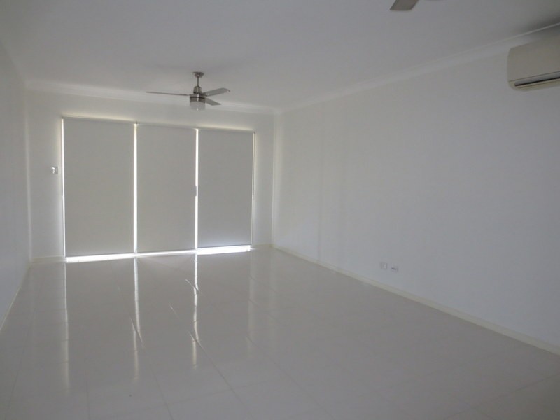 11 Isetta Court, Upper Coomera QLD 4209