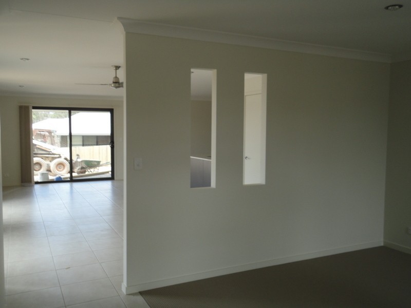 32 Edgeware road, Pimpama QLD 4209