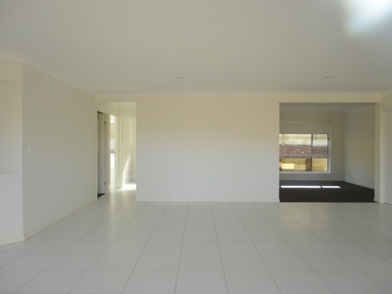 41 Winchester Crescent, Pimpama QLD 4209