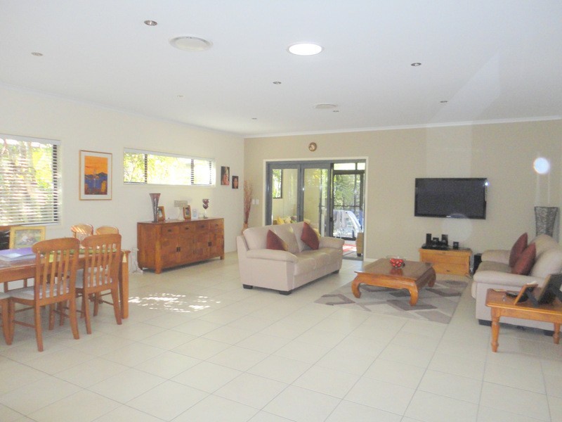 28 Westward Way, Coomera Waters QLD 4209