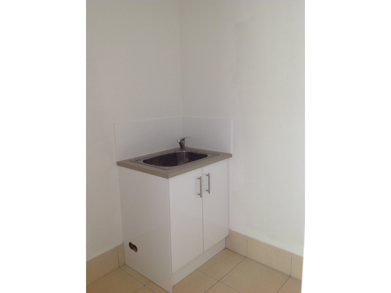 2/10 Careel Close, Helensvale QLD 4212