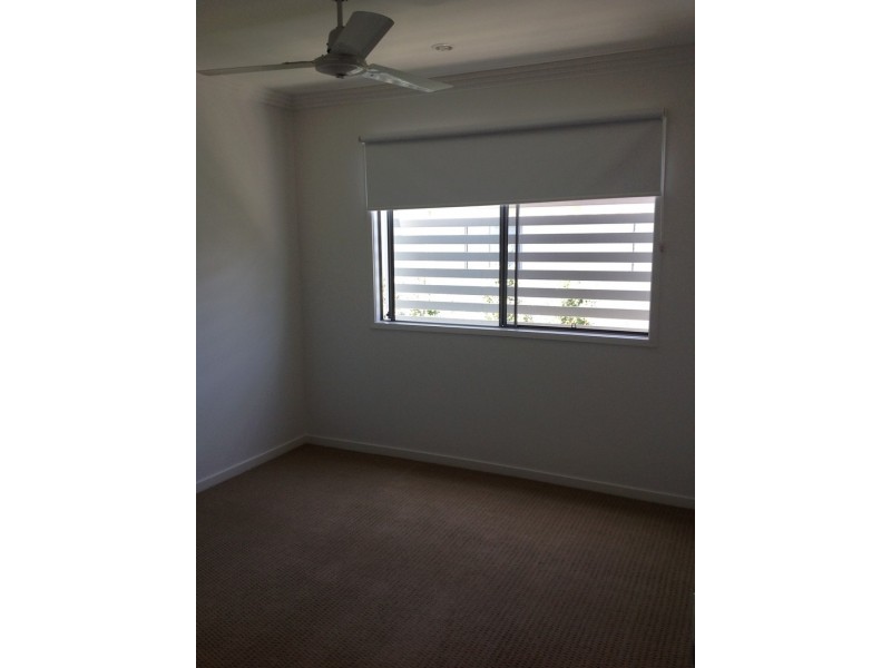 2/10 Careel Close, Helensvale QLD 4212