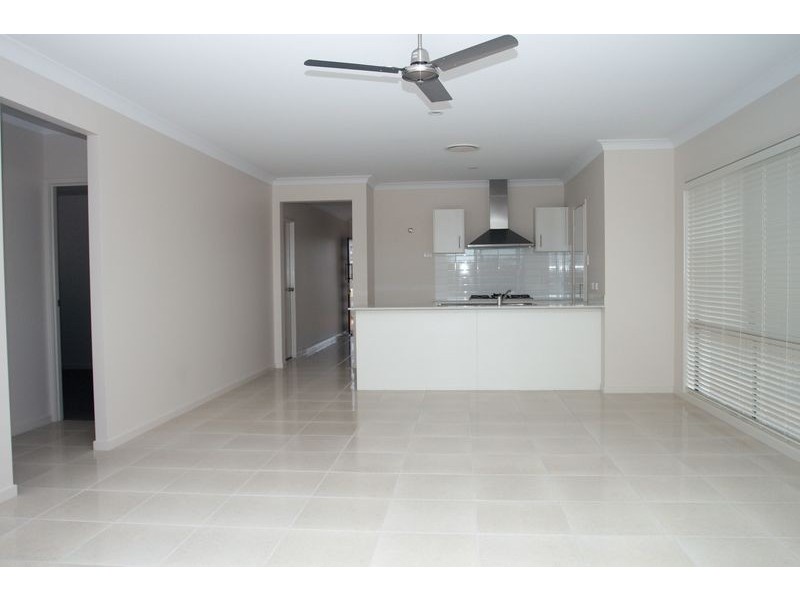 14 Pamphlet Lane, Coomera QLD 4209