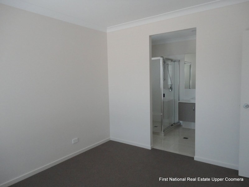 14 Pamphlet Lane, Coomera QLD 4209