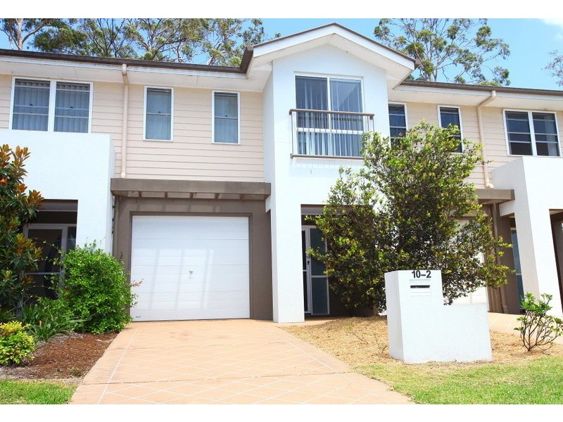 2/10 Bailer Street, Coomera QLD 4209