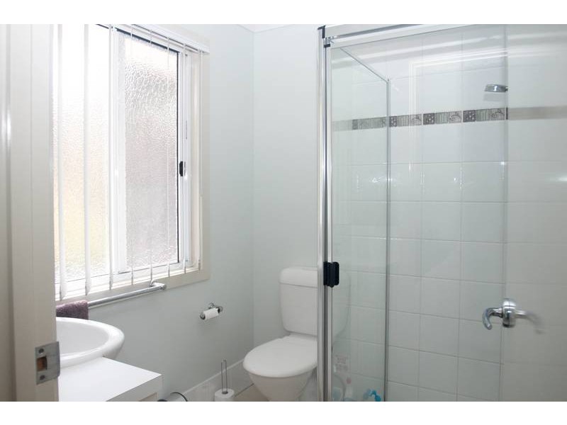 2/10 Bailer Street, Coomera QLD 4209