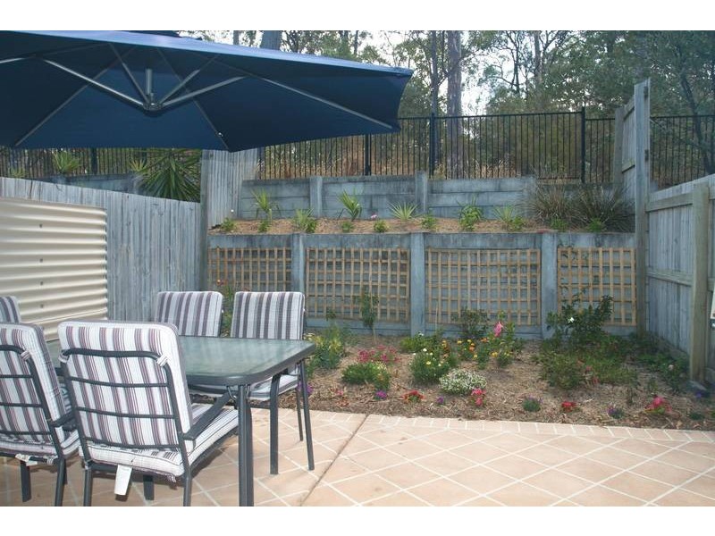 2/10 Bailer Street, Coomera QLD 4209