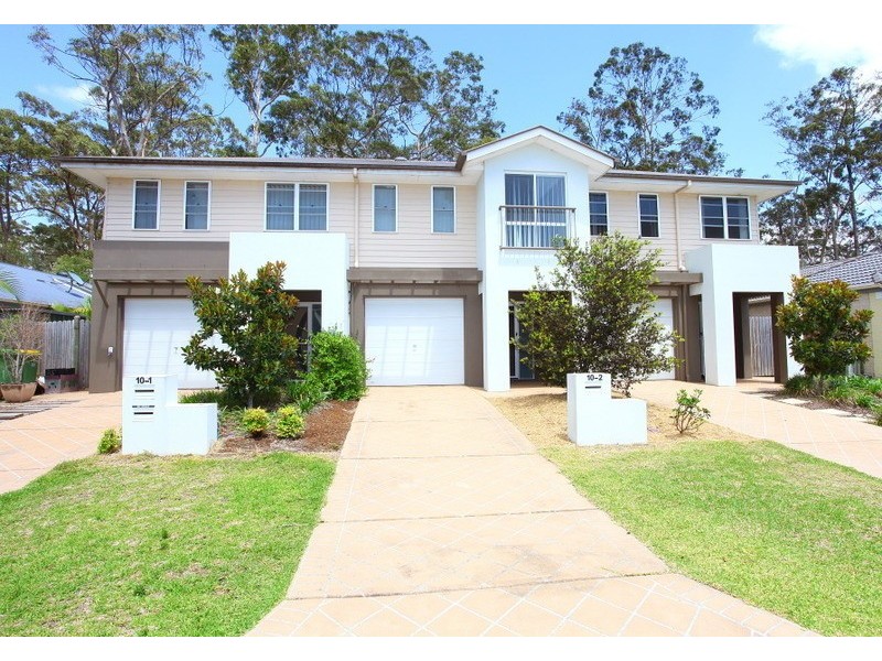 2/10 Bailer Street, Coomera QLD 4209