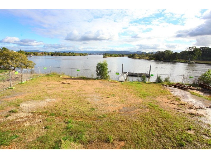 28 Chindrina Street, Hope Island QLD 4212