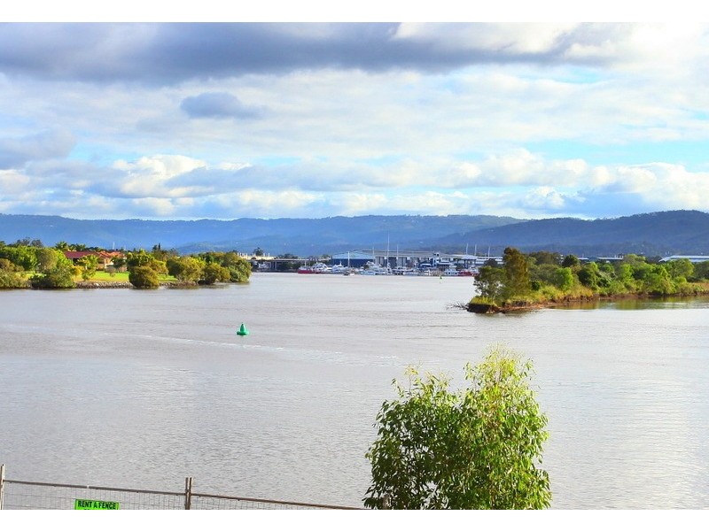 28 Chindrina Street, Hope Island QLD 4212