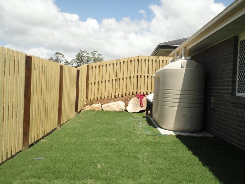 23 Pyrite street, Pimpama QLD 4209