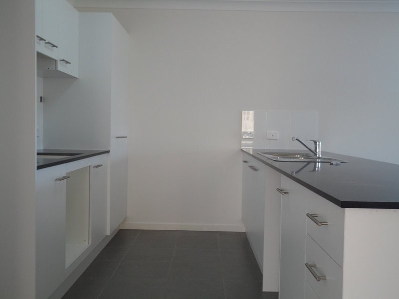 23 Pyrite street, Pimpama QLD 4209