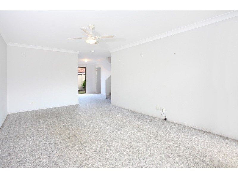 4/15 Fortune Street, Coomera QLD 4209