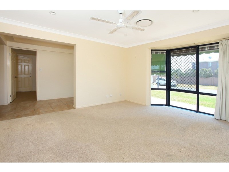 2 Govett Street, Pacific Pines QLD 4211