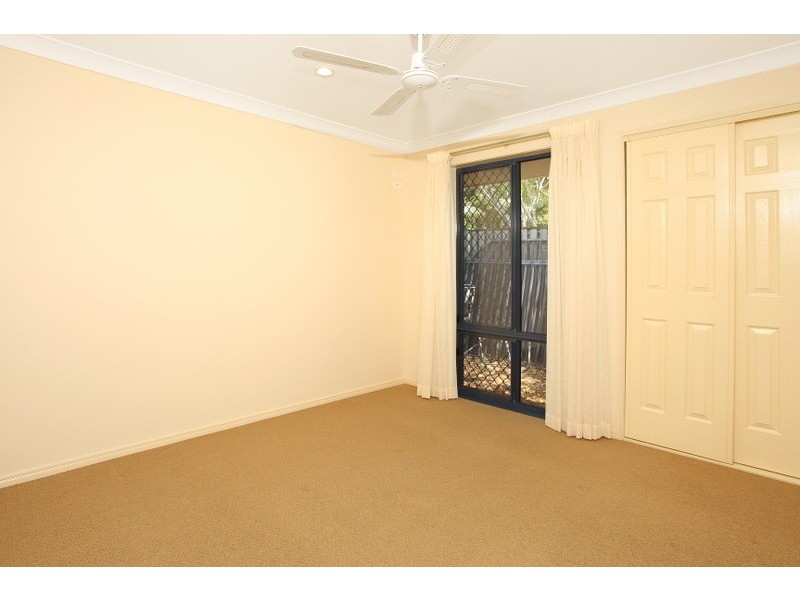 2 Govett Street, Pacific Pines QLD 4211