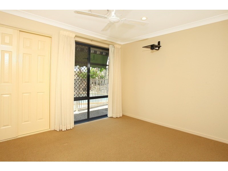 2 Govett Street, Pacific Pines QLD 4211