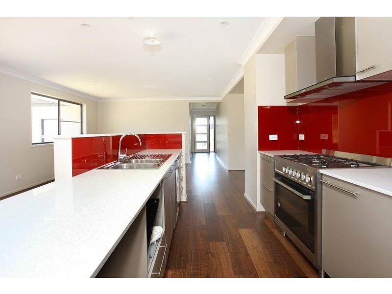 5 Riverbreeze Crescent, Upper Coomera QLD 4209