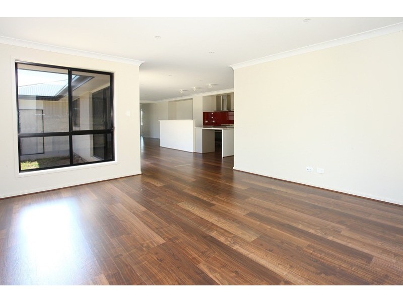 5 Riverbreeze Crescent, Upper Coomera QLD 4209