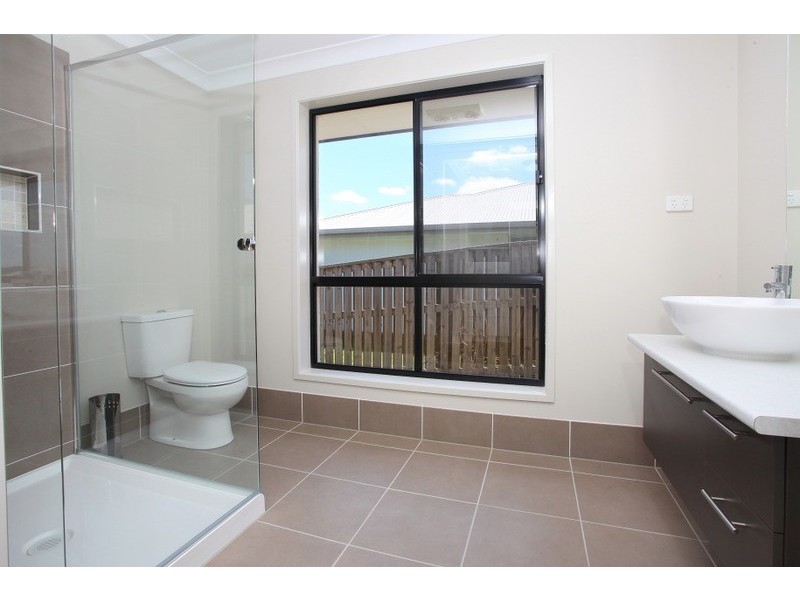 5 Riverbreeze Crescent, Upper Coomera QLD 4209