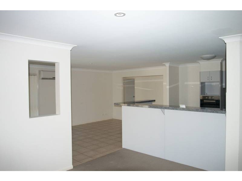 24 Shawnee Crescent, Pimpama QLD 4209